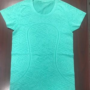 COPY - LULULEMON swiftly tech short sleeved crew